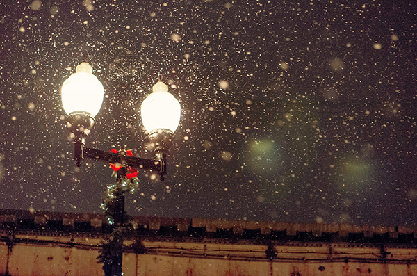 無料で使えるフリー画像 写真素材 雪と街灯 Ramica
